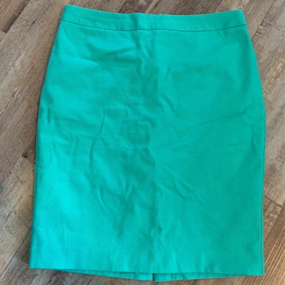Pencil skirt